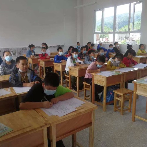 南坪乡干堰小学